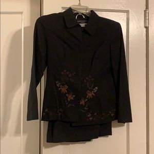 Embroidered Suit Skirt